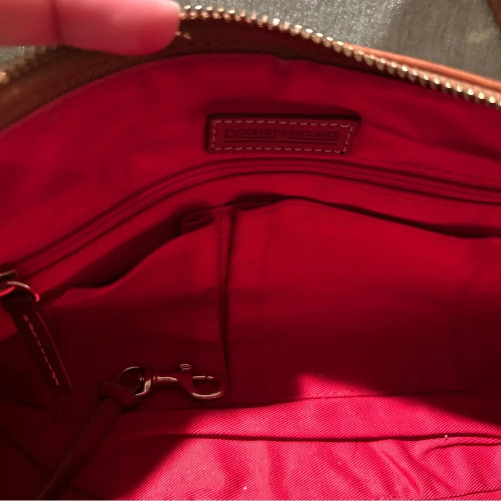 Dooney & Bourke Shoulder Bag Dooney & Bourke Barrel Bag Vintage D&B Bag Y2K - Picture 7 of 12